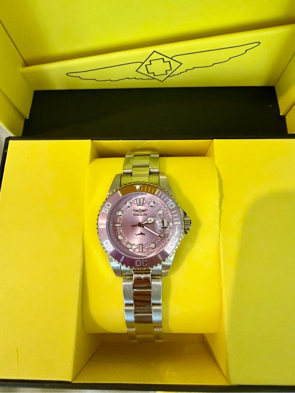 Invicta polished silver